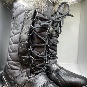 Sorel Tofino II black Stone faux fur size 9 EUC